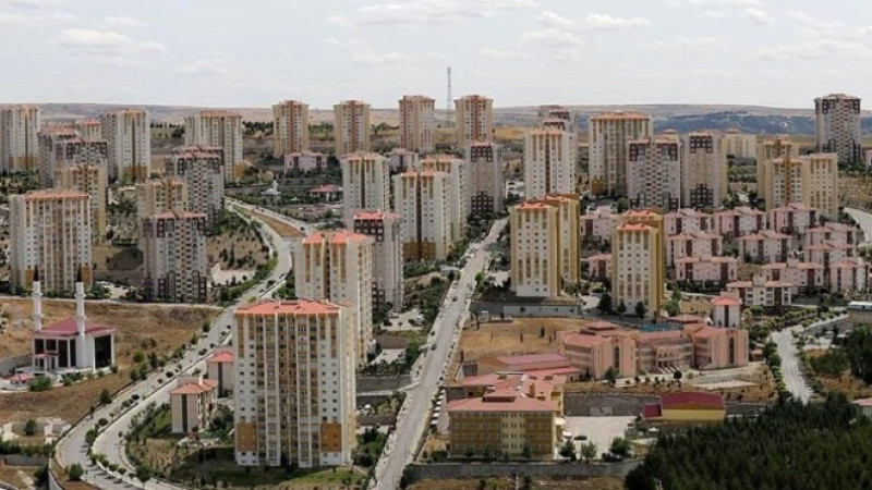 Yarı Fiyatına İhaleyle Ev Fırsatı: İcralık Konutlara Yoğun İlgi