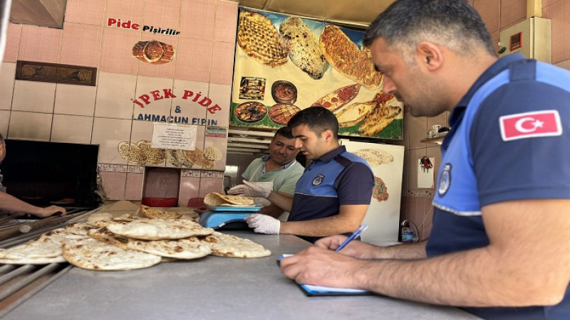 Arapgir'de Zabıta Ekipleri Fırınlarda Gramaj Denetimi Gerçekleştirdi