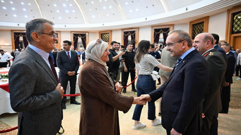 Malatya Valiliği Öncülüğünde Bayramlaşma Töreni Düzenlendi