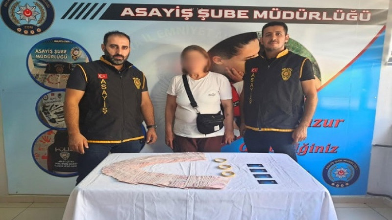 Kendilerini Polis-Savcı Olarak Tanıtan Dolandırıcıları Polis Son Anda Önledi