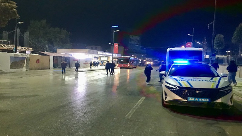 Malatya Valiliği  Fuzuli Girişinde Yanında Doğalgaz Borusu Patladı