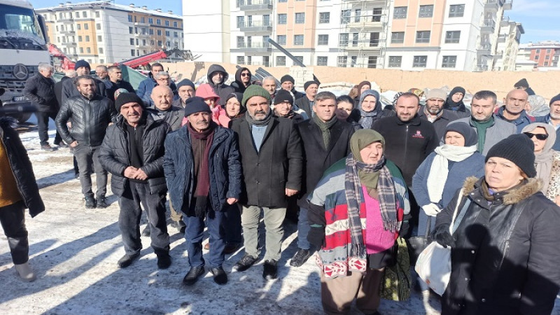 Battalgazi Kavaklıbağ Mahallesi Hak Sahiplerinden Konut Tepkisi