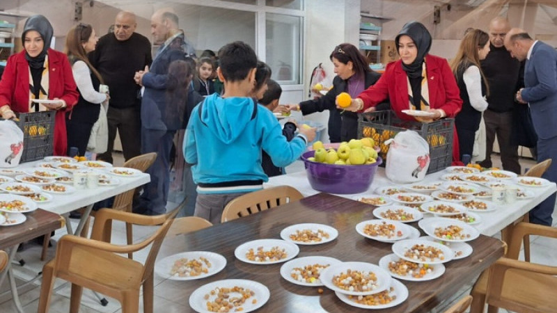 Başkan Ayşe Alpaslan; Yerli Üretimin ve Milli Değerlerimize Sahip Çıkalım