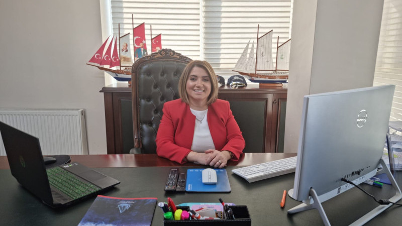 İş İnsanı Burçin Şahin ; Yeni Yılınız Kutlu Olsun