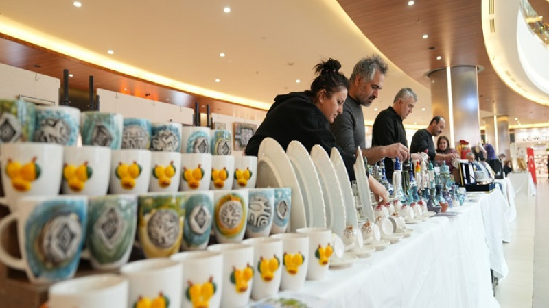 Battalgazi'li Kadınların El Emeği Ürünler, Malatya Park AVM’de Sergileniyor