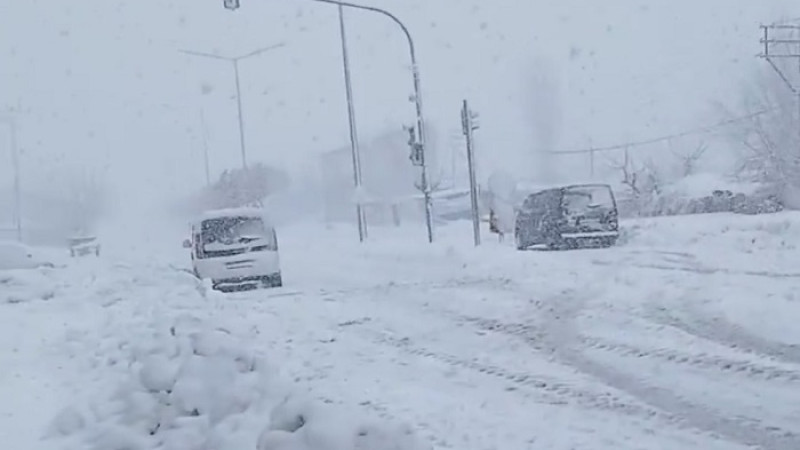 Yoğun Kar Yağışı Nedeniyle Malatya’da Kar Kalınlığı 1 Metre'yi Geçti