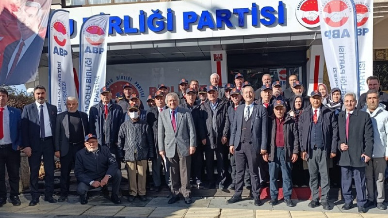 Başkan Bedri Yalçın,  Kürtlerin, Kardeşleri Türklerdir. Devletleri Türkiye’dir