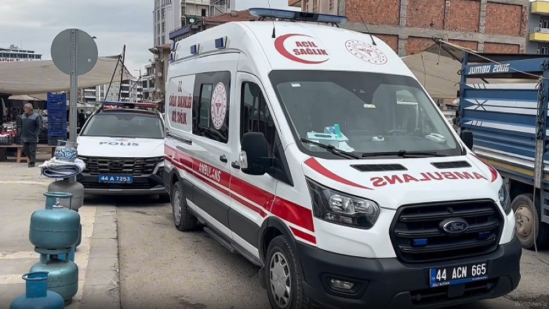 Niyazi Mısri Caddesinde 17 Yaşındaki Genç Hayatına Son Verdi