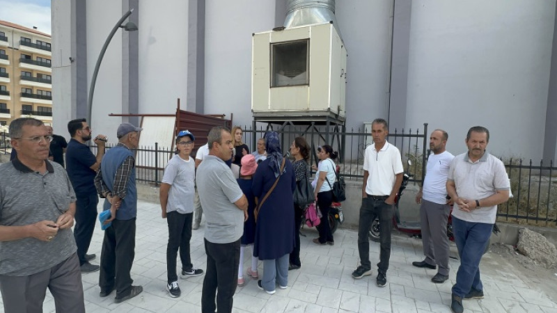 Zamanında Teslim Edilmeyen Konutlar Vatandaşı Mağdur Ediyor