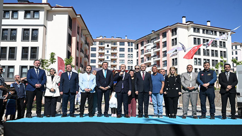 Malatya'da 9.162 Hak Sahibinin Konut ve İşyerleri Kura Çekimi Gerçekleştirildi