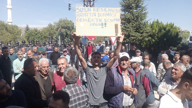 Su Sıkıntısı Doğanşehir Erkenek Mahallesi Halkını Sokağa Döktü