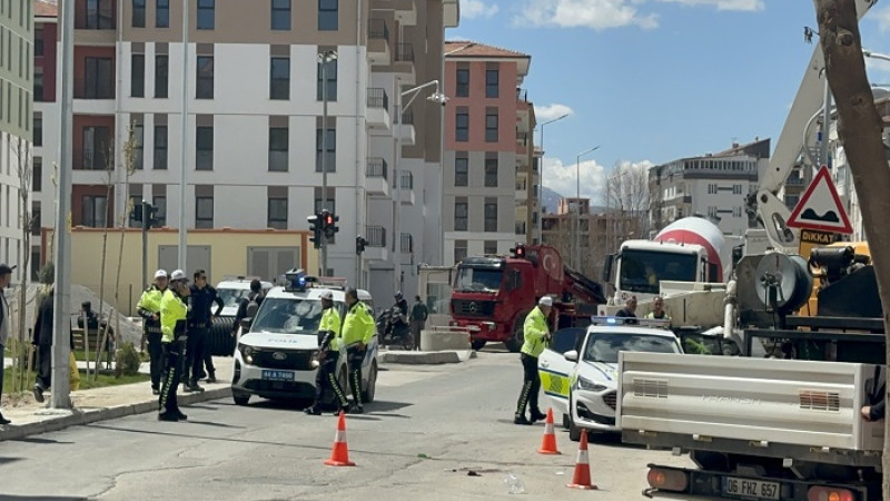 Zaviye'de Beton Mikserinin Çarptığı Kadın Ağır Yaralandı